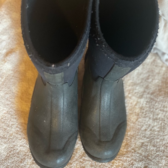 KIDS MUCK BOOT CO. SIZE 4 BLACK - Picture 8 of 9